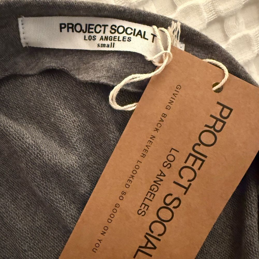 Project Social Gray Off-One-Shoulder Ruched Top - Picture 4 of 6